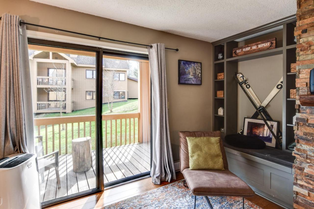 Ski-Inandout And Golf Condo With Aandc At Holiday Valley! 埃利科特维尔 外观 照片